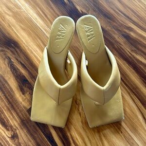 Zara Puffy Strap Kitten Heels